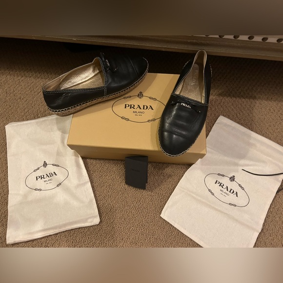 Authentic Prada women’s shoes size 7.5 - Picture 1 of 10